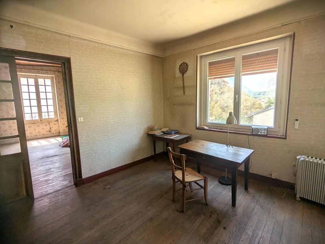 6 bedroom immeuble in Tarascon Sur Ariege, Ariège, France