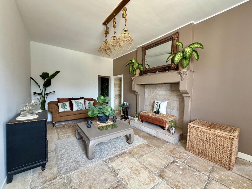 4 bedroom maison de campagne in Vouleme, Vienne, France