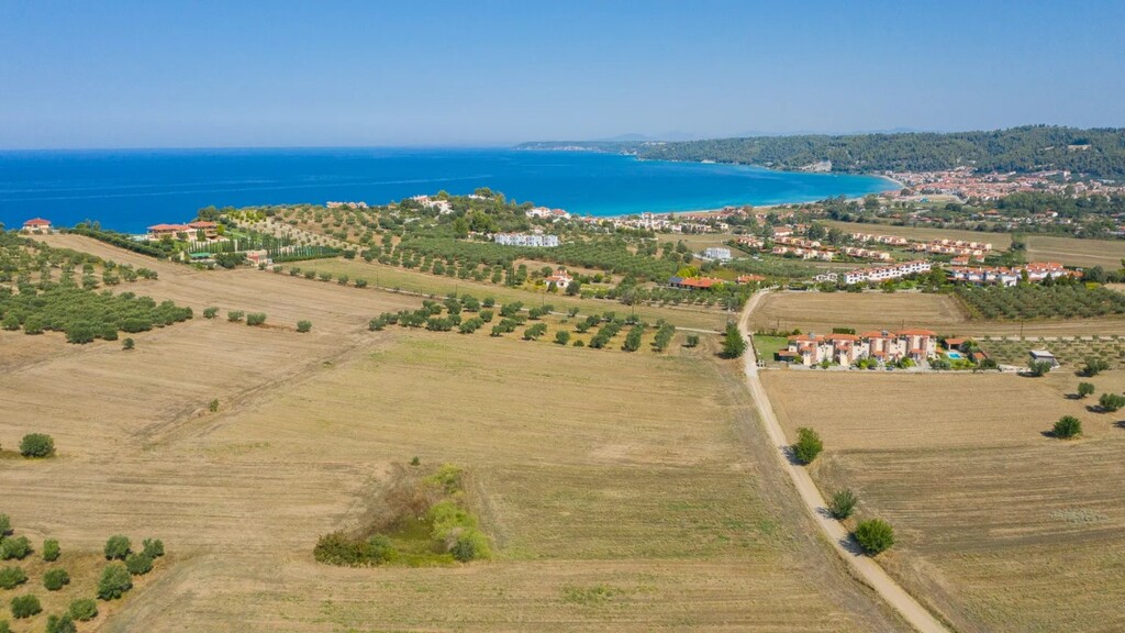 Land in Kassandra, Chalkidiki, Greece – 49699