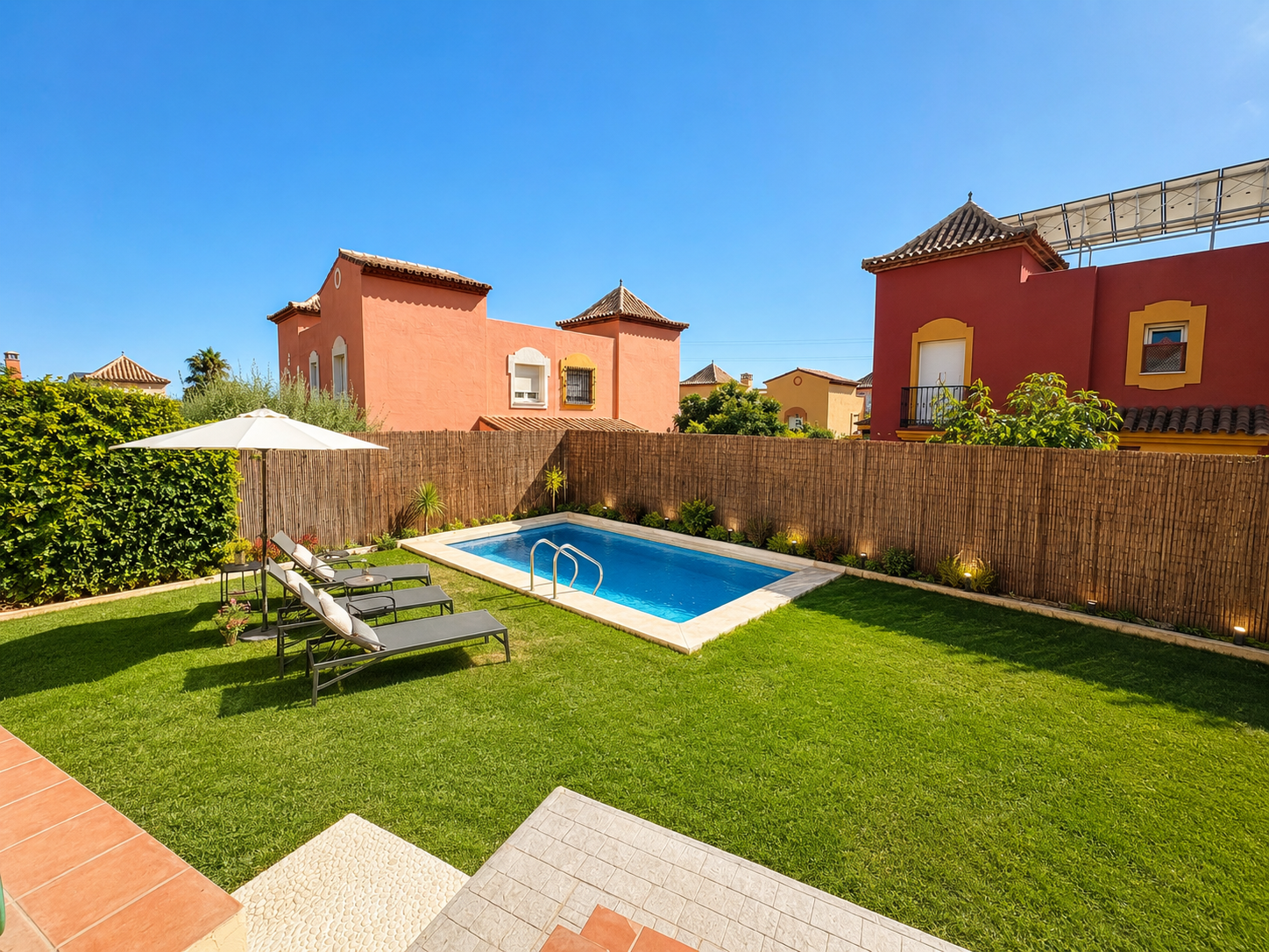 4 bedroom Semi Detached House in Marbella, Malaga, Spain – 428-05632P