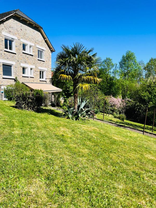 5 bedroom maison de village in Vignols, Corrèze, France