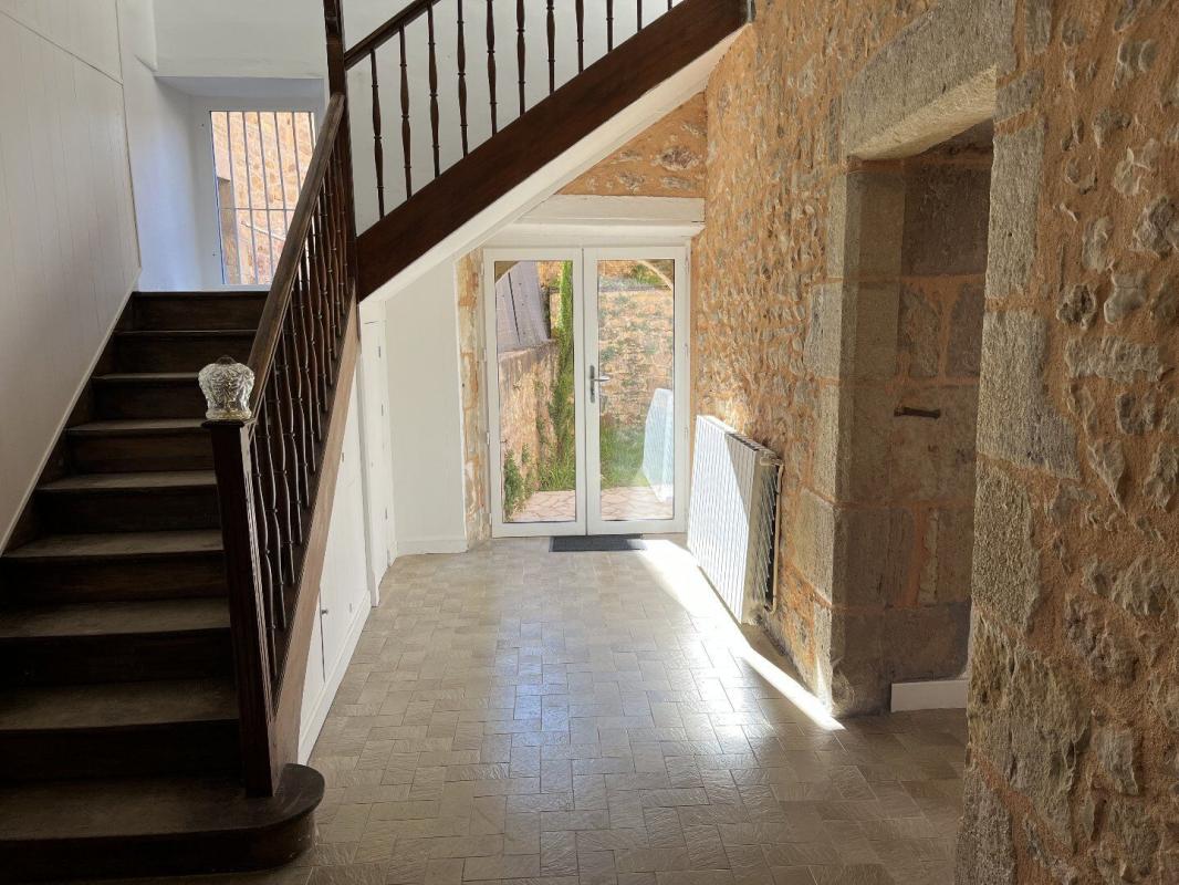 3 bedroom maison en pierres in Capdenac, Lot, France