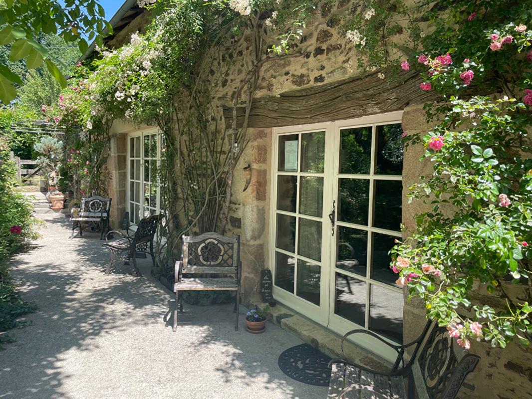 6 bedroom maison in Chamboulive, Corrèze, France