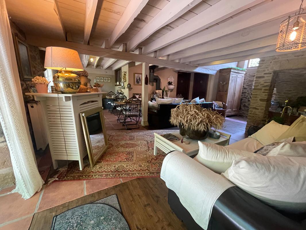 6 bedroom maison in Chamboulive, Corrèze, France