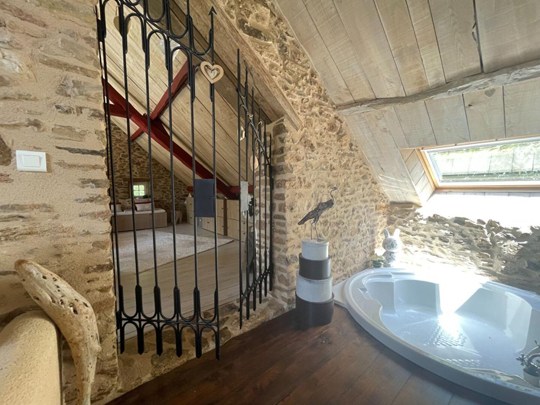 6 bedroom maison in Chamboulive, Corrèze, France