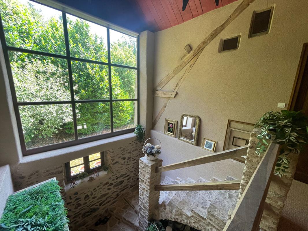6 bedroom maison in Chamboulive, Corrèze, France