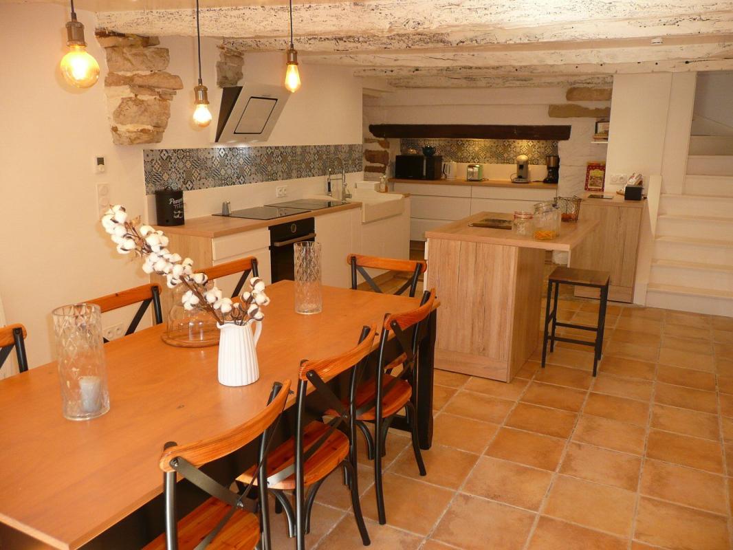 7 bedroom corps de ferme in Salles Courbaties, Aveyron, France