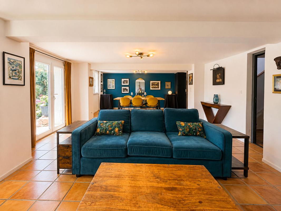 4 bedroom remise in Nezignan L Eveque, Hérault, France