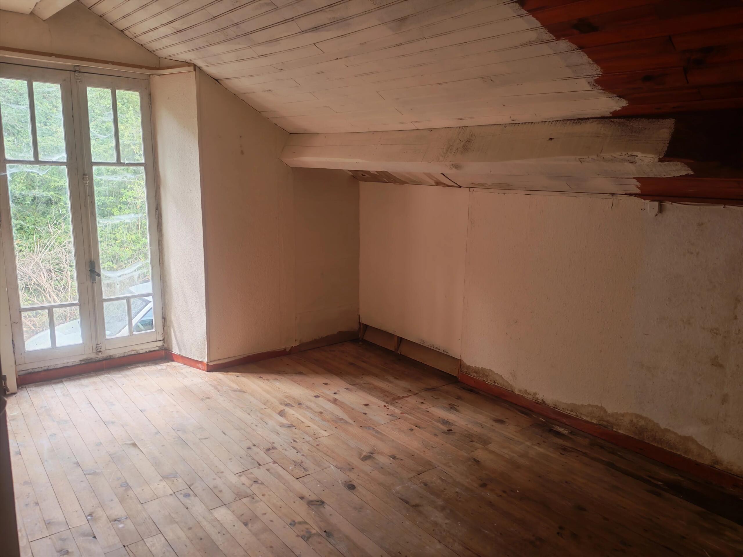 A Character property full of potential, Midi-Pyrénées – France – BVI86708
