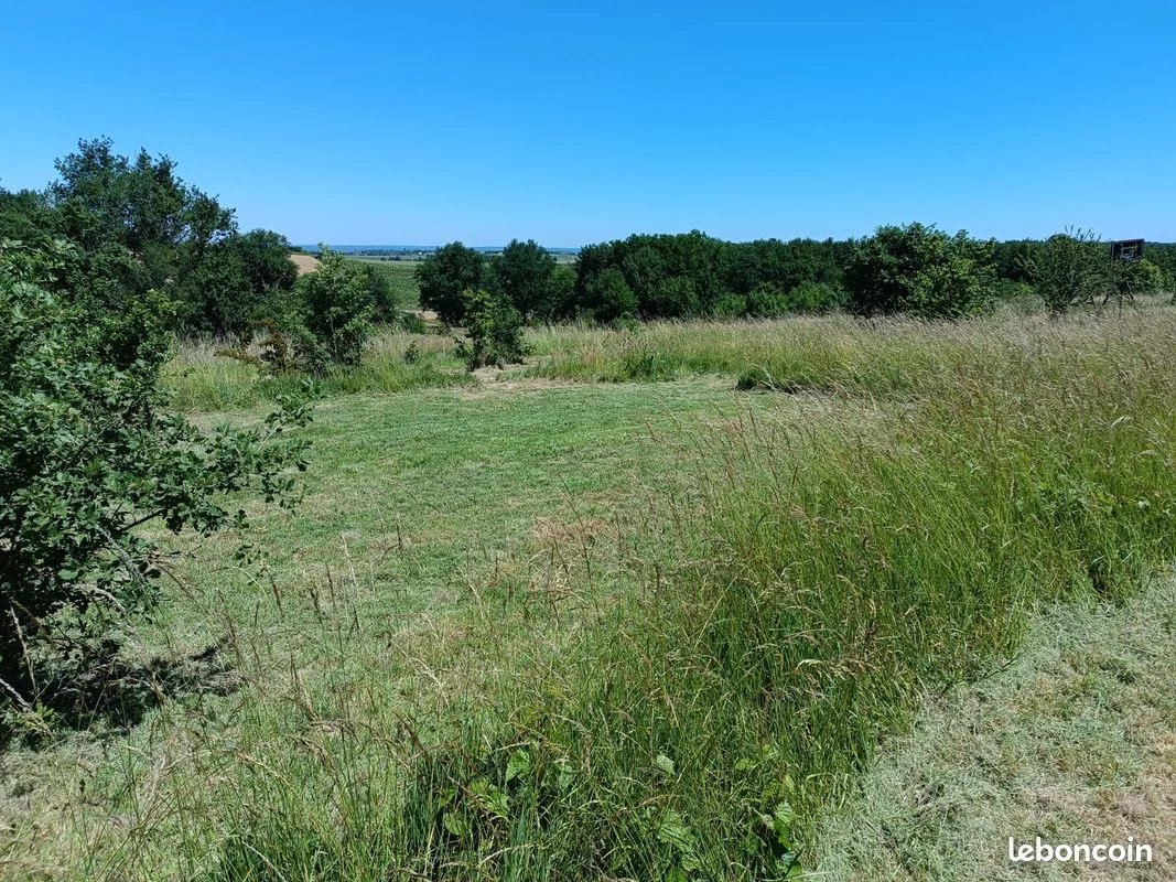 Constructible land with a lovely view, Poitou-Charentes – France – BVI86568