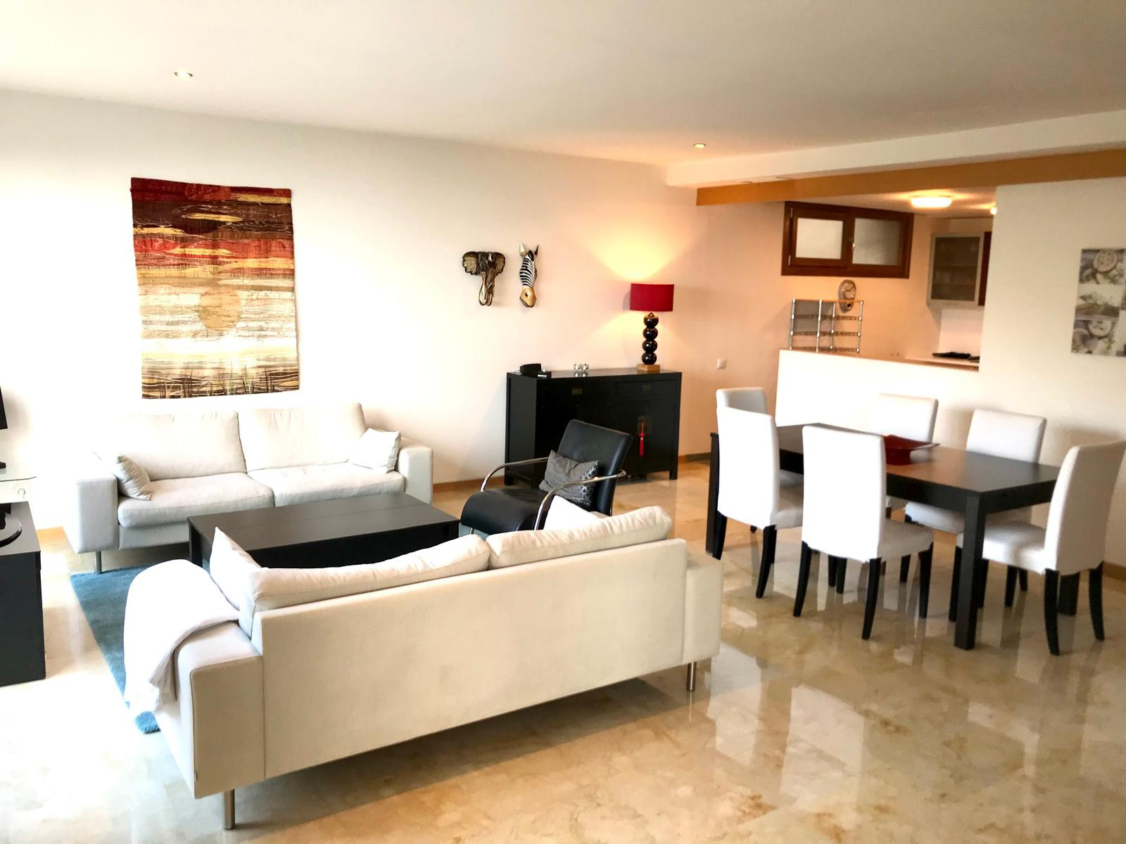 3 bedroom Apartment in Marbella, Malaga, Spain – 428-05615P