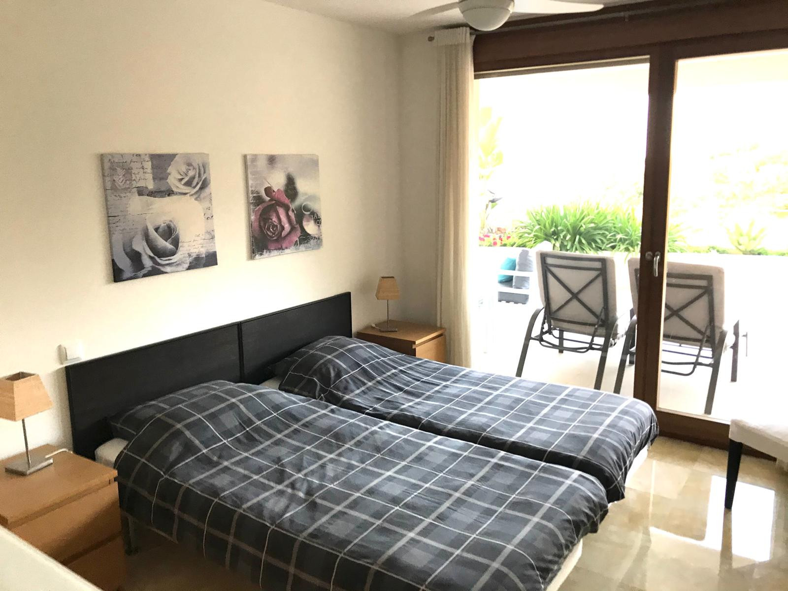 3 bedroom Apartment in Marbella, Malaga, Spain – 428-05615P