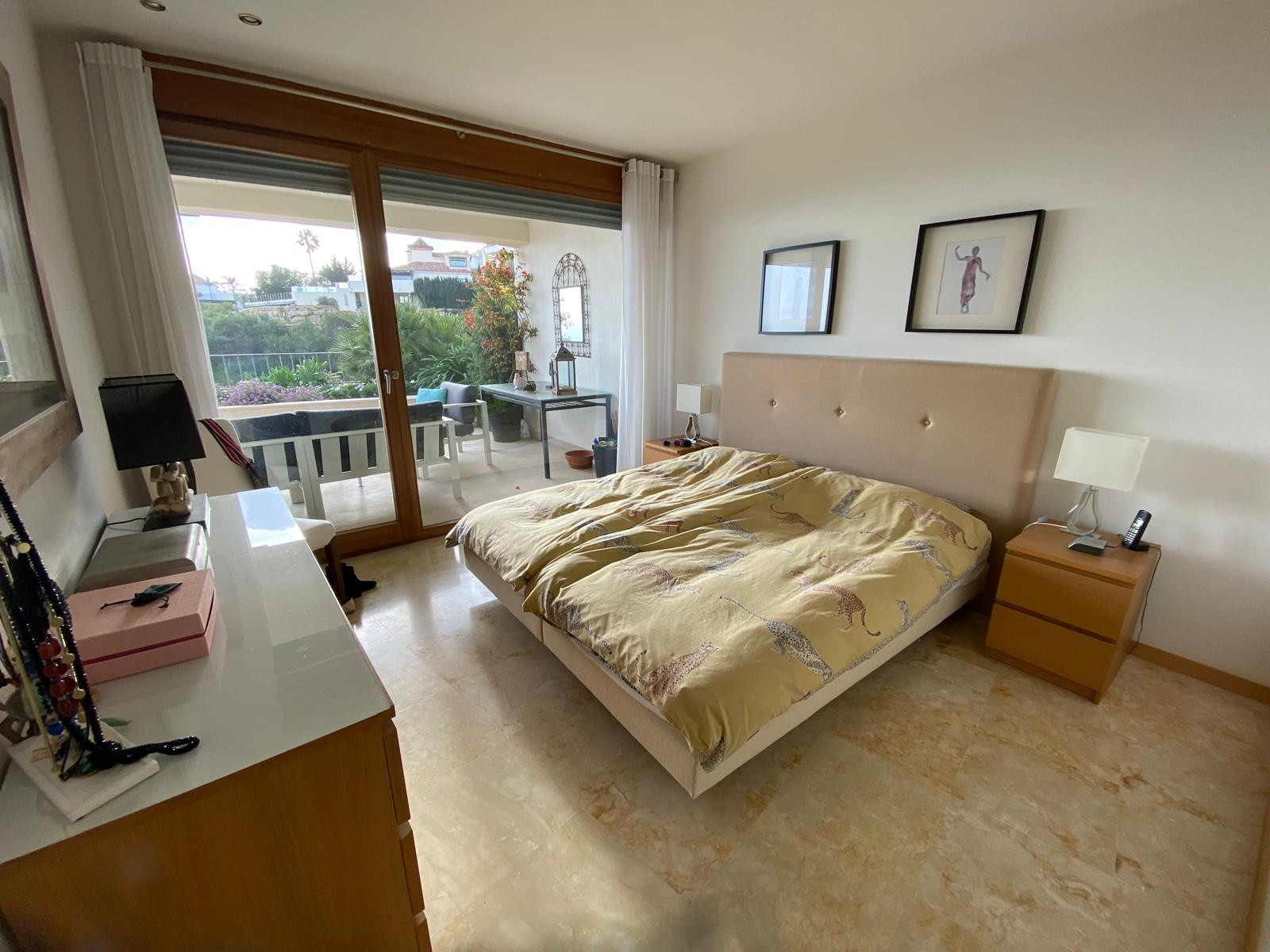 3 bedroom Apartment in Marbella, Malaga, Spain – 428-05615P