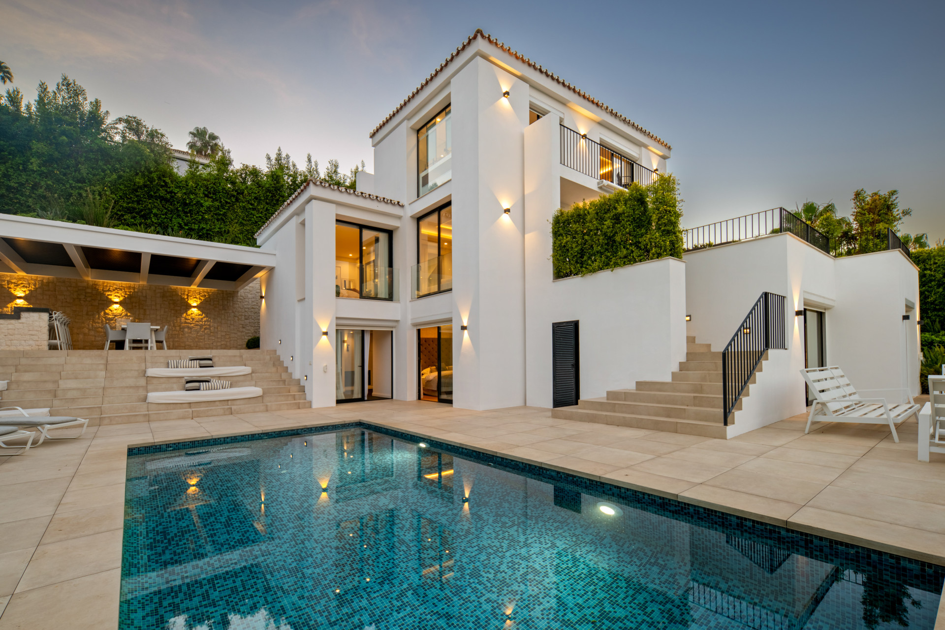 5 bedroom Villa in Marbella, Malaga, Spain – 428-05623D