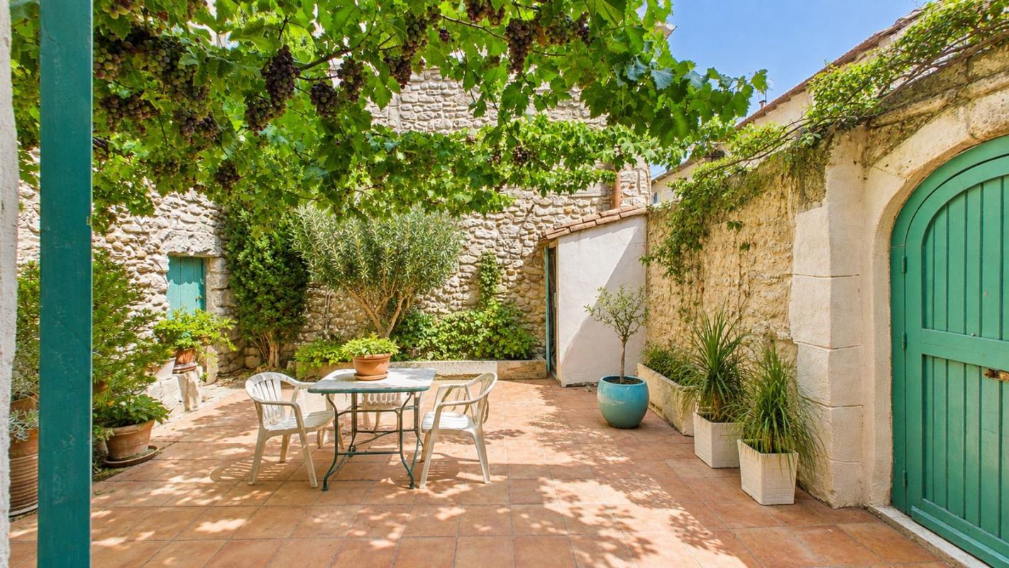 4 bedroom maison de village in Eyragues, Bouches-du-Rhône, France