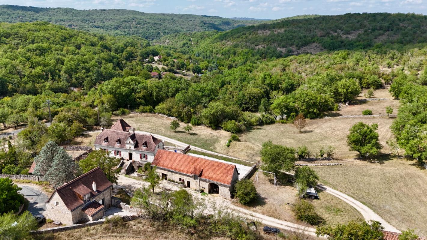 5 bedroom corps de ferme in Calvignac, Lot, France