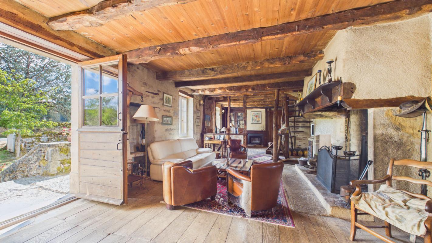 5 bedroom corps de ferme in Calvignac, Lot, France