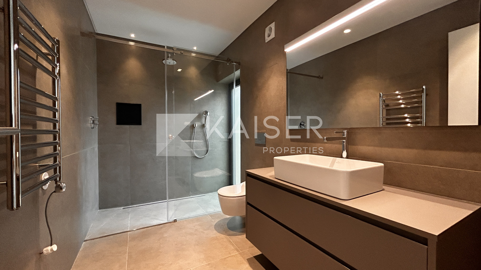 4 bedroom Villa house in Carvoeiro, Portugal – KP1301Z