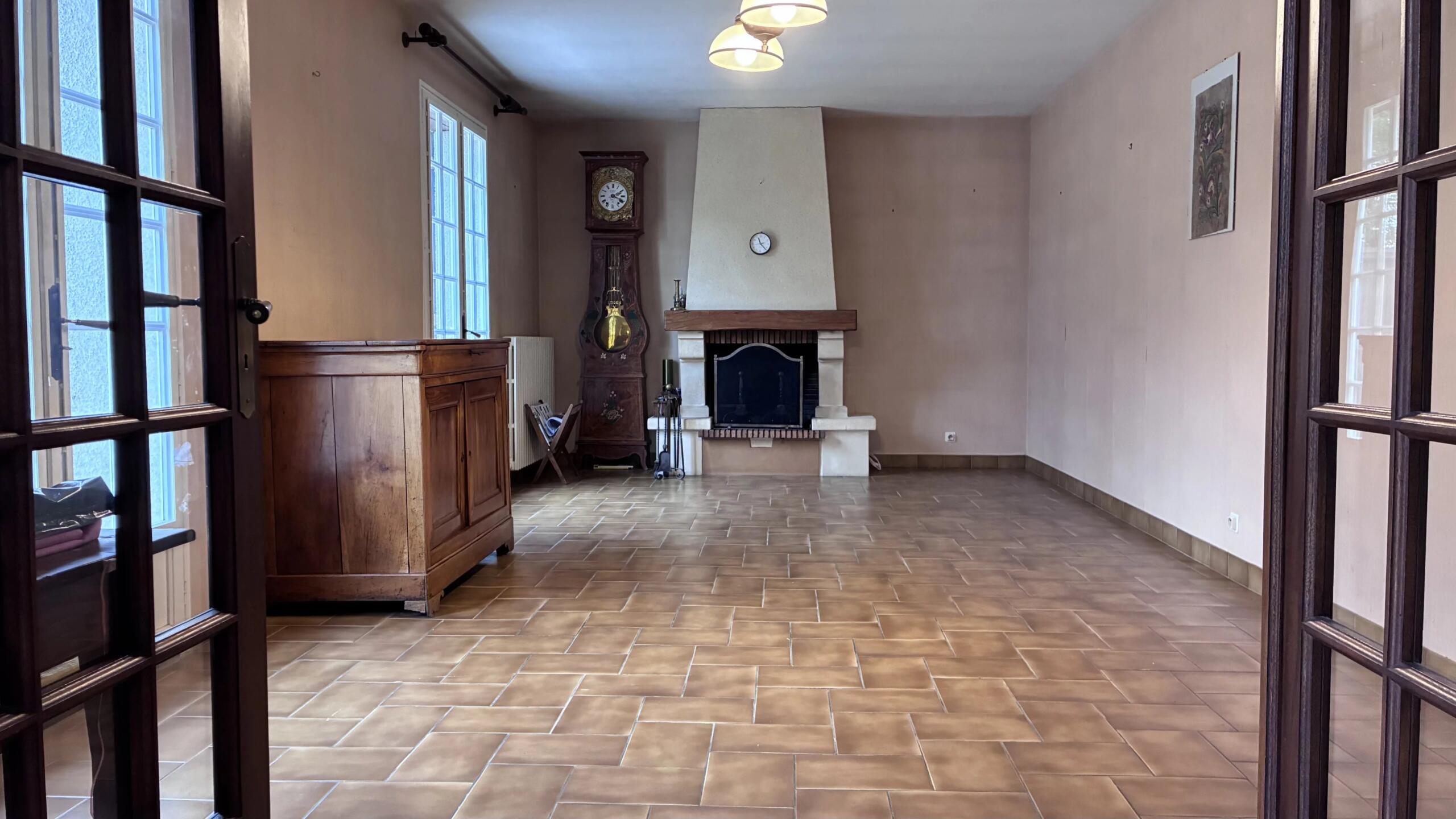 Large edge of village house, Centre – France – BVI87038