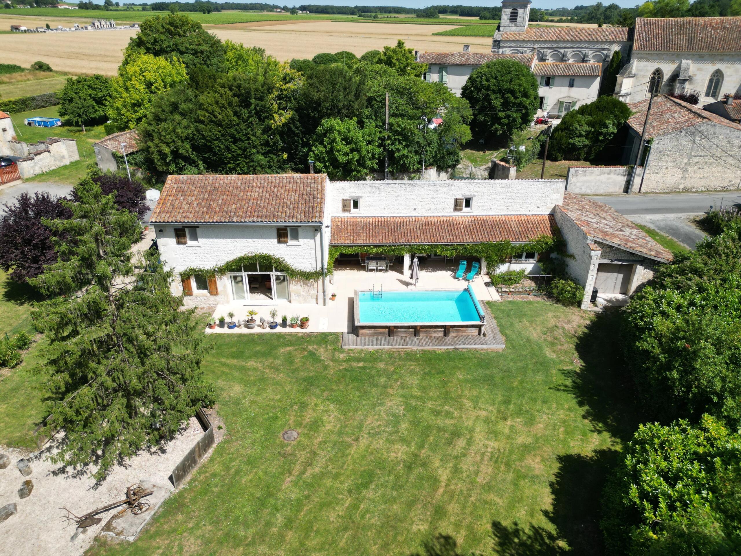 Beautifully Presented 4 Bed Detached Village House and Barn, Poitou-Charentes – France – BVI86050