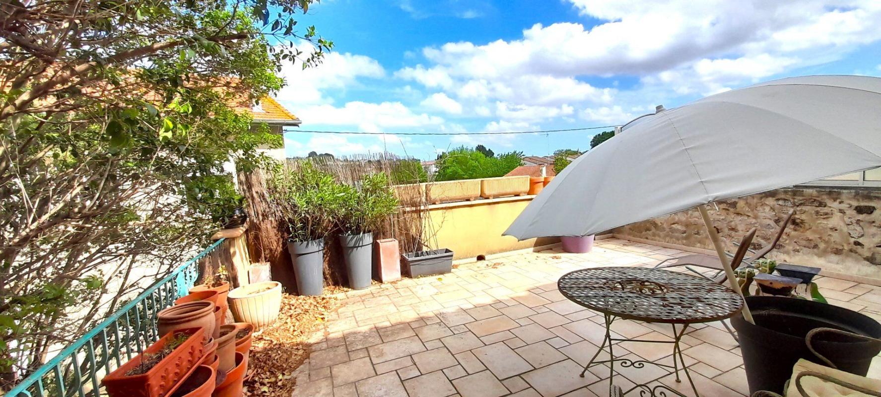5 bedroom maison in Magalas, Hérault, France