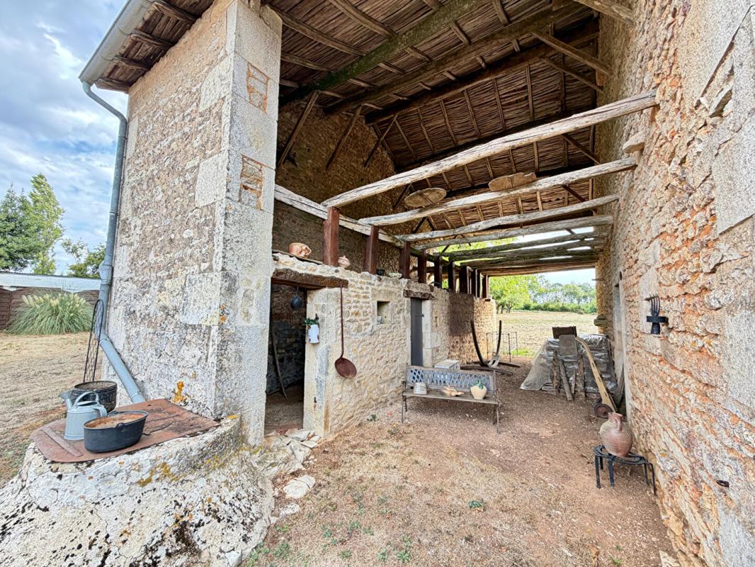 maison in Nanteuil En Vallee, Charente, France