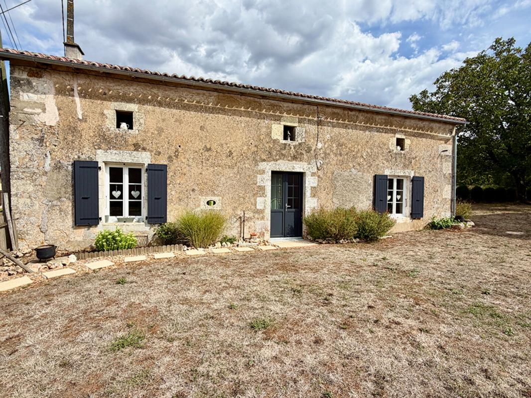 maison in Nanteuil En Vallee, Charente, France