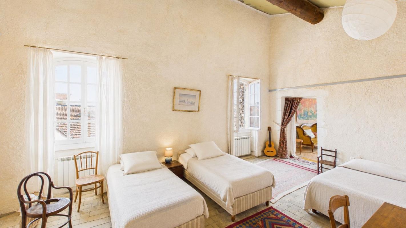 4 bedroom maison de village in Eyragues, Bouches-du-Rhône, France