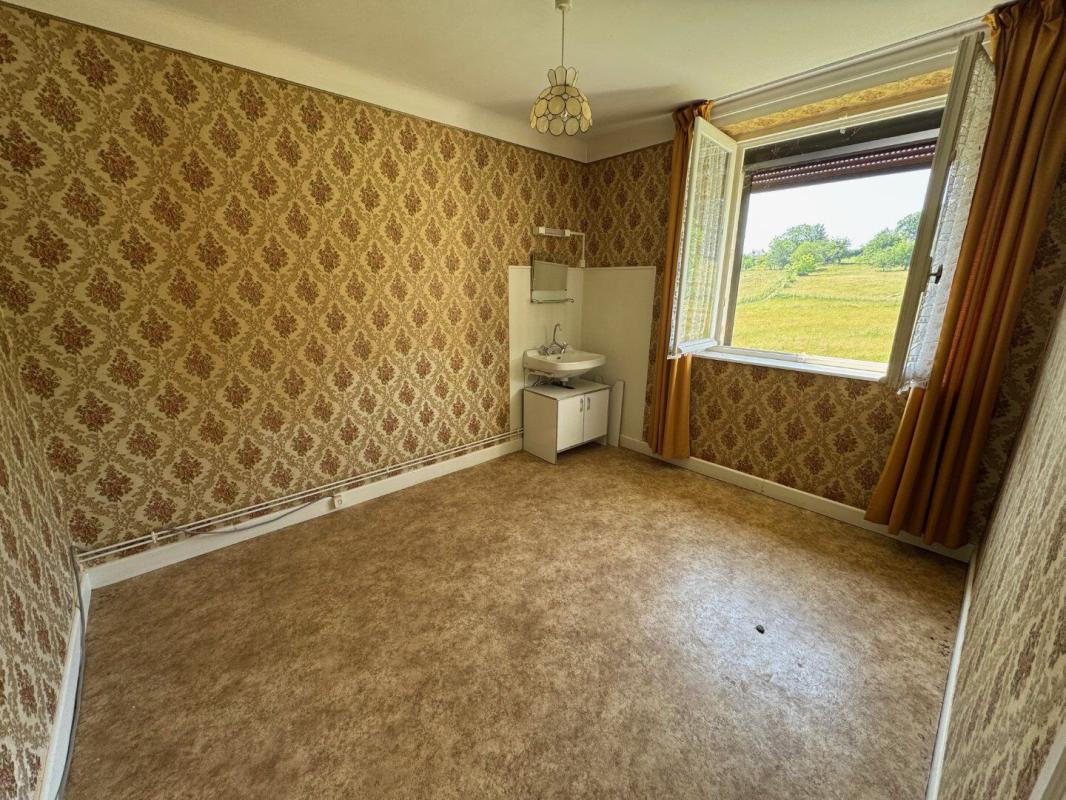 4 bedroom maison in Montsalvy, Cantal, France