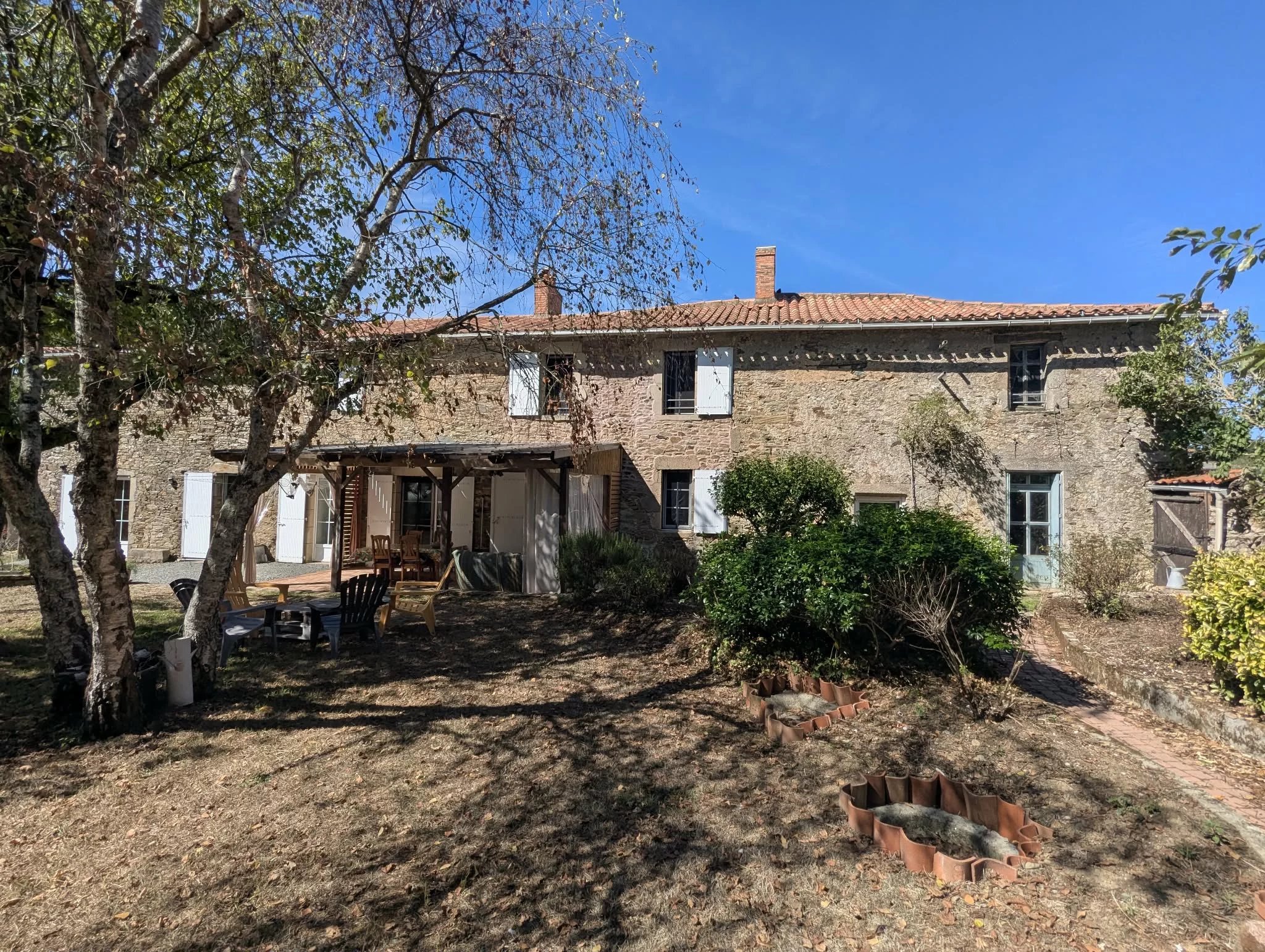 Beautiful detached stone house in the Vendée, Pays de la Loire – France – BVI86983