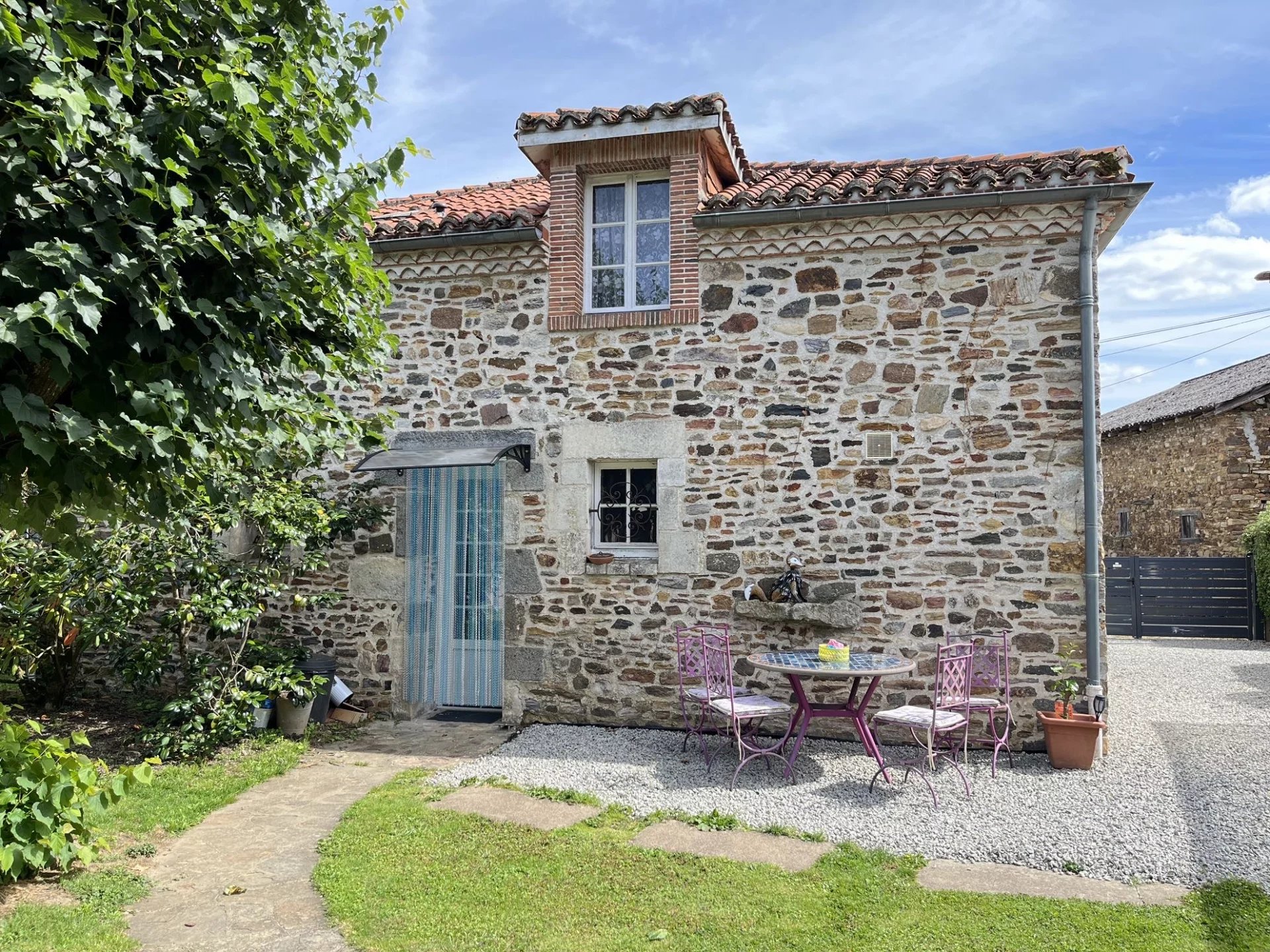 Large 4 bed 2 bath country house with 2nd house to renovate, Limousin – France – BVI71716