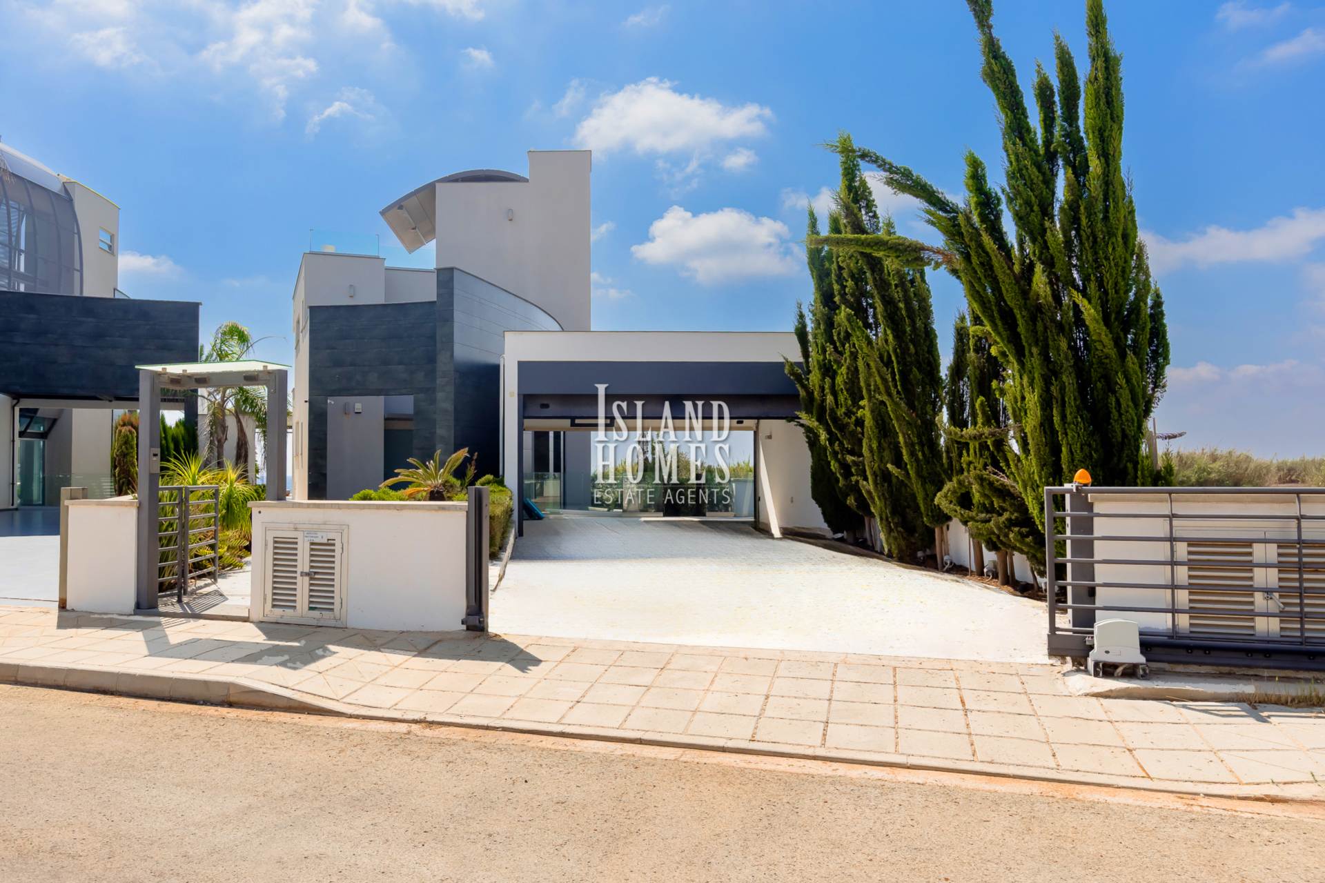 6 bedroom Villa in Ayia Napa, Famagusta, Cyprus – VmA101
