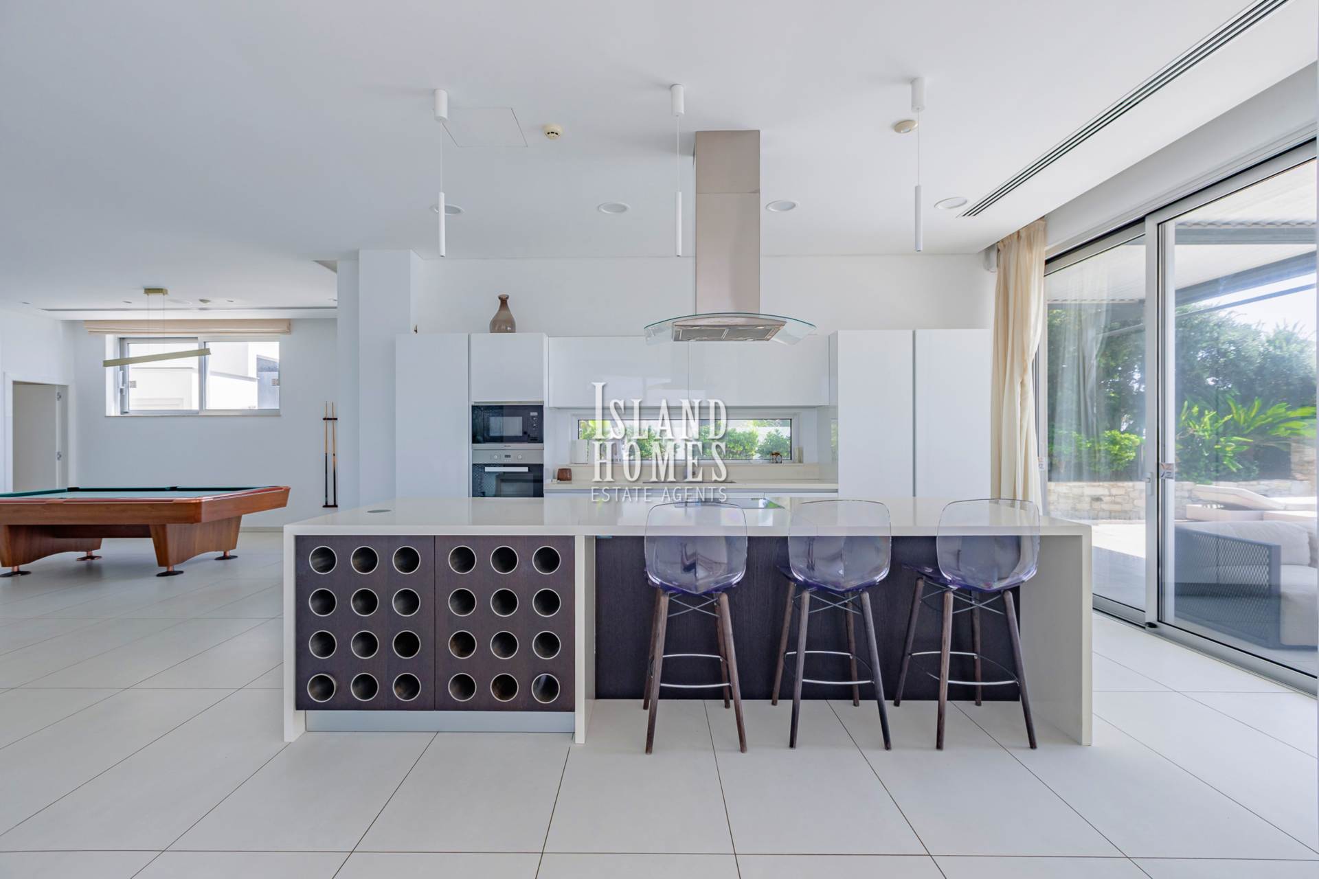 6 bedroom Villa in Ayia Napa, Famagusta, Cyprus – VmA101