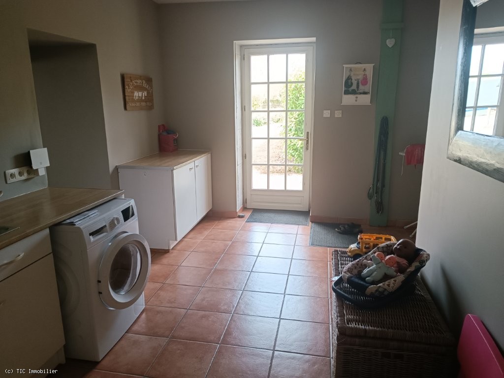 3 bedroom House in Civray, France – r7585