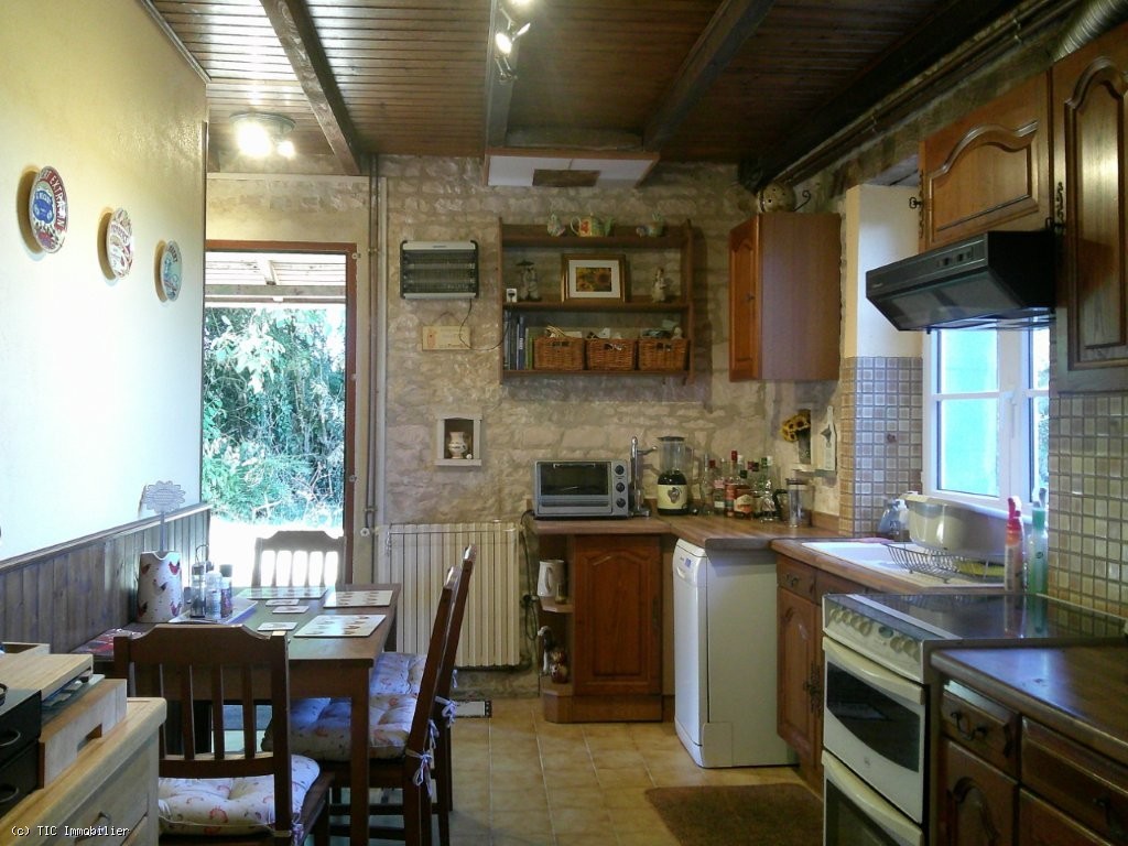 3 bedroom House in Villefagnan, France – r7553