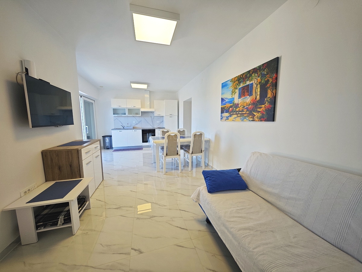 2 bedroom apartment in Malinska-Dubašnica, Croatia – 103720
