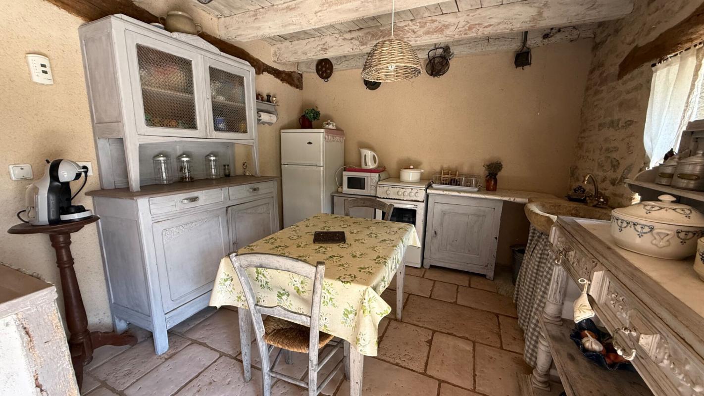 2 bedroom maison in Livernon, Lot, France