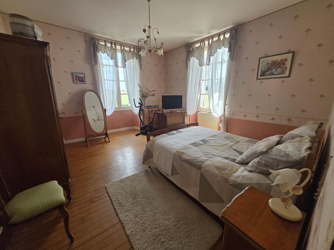 4 bedroom maison in Riberac, Dordogne, France