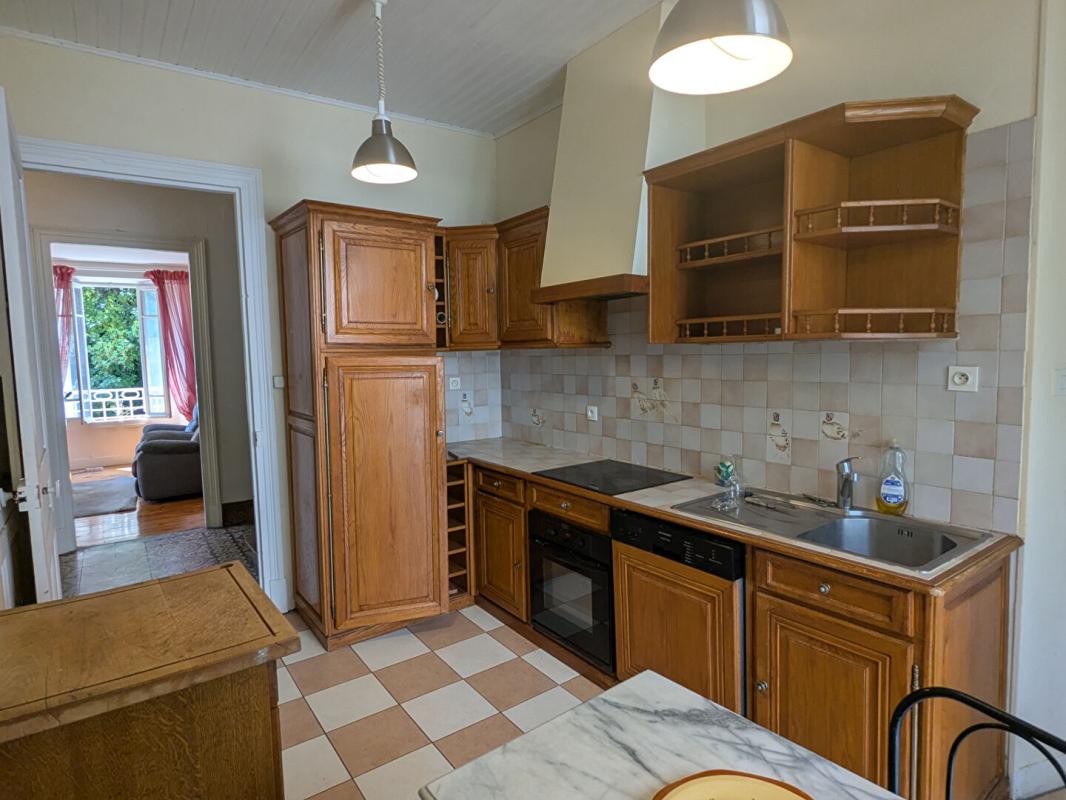 6 bedroom maison de maitre in Les Cabannes, Ariège, France