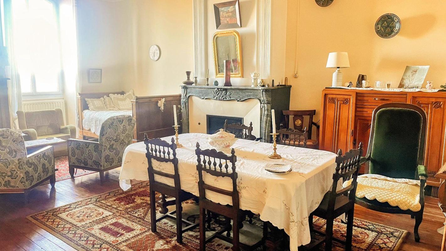 5 bedroom maison de village in Lauzerte, Tarn-et-Garonne, France