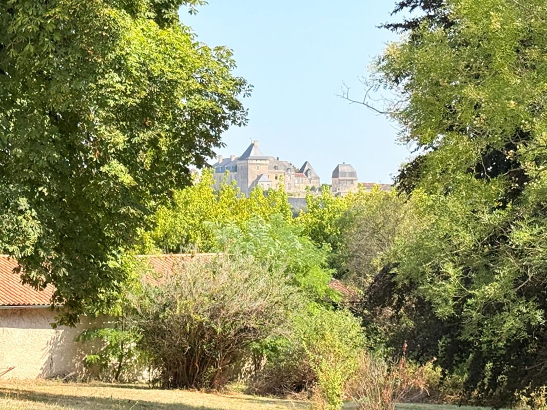 9 bedroom demeure in Chalais, Charente, France