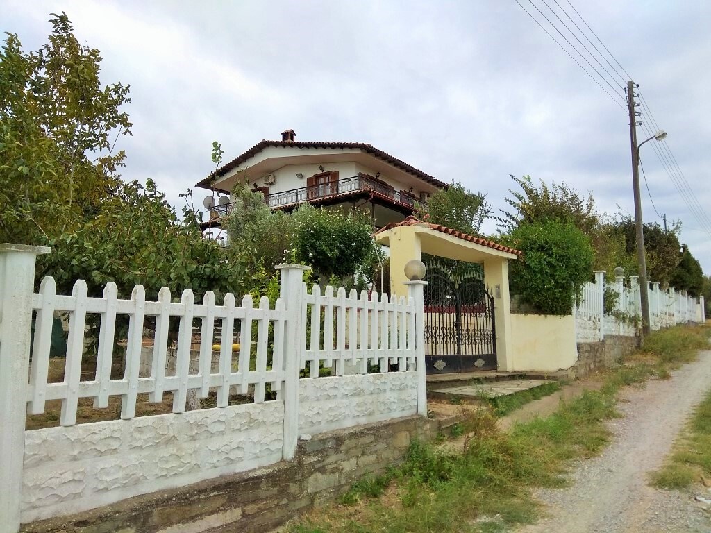 5 bedroom Detached house in Thermaikos, Thessaloniki – Suburbs, Greece – 49259
