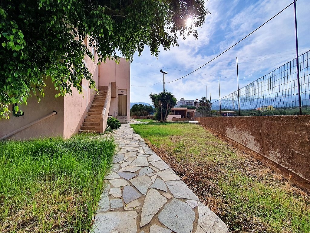 Building in Neapoli, Lasithi Prefecture, Greece – 49040