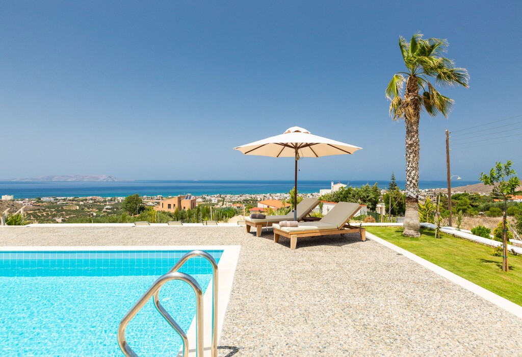 Villa in Gouves, Heraklion Prefecture, Greece – 49030