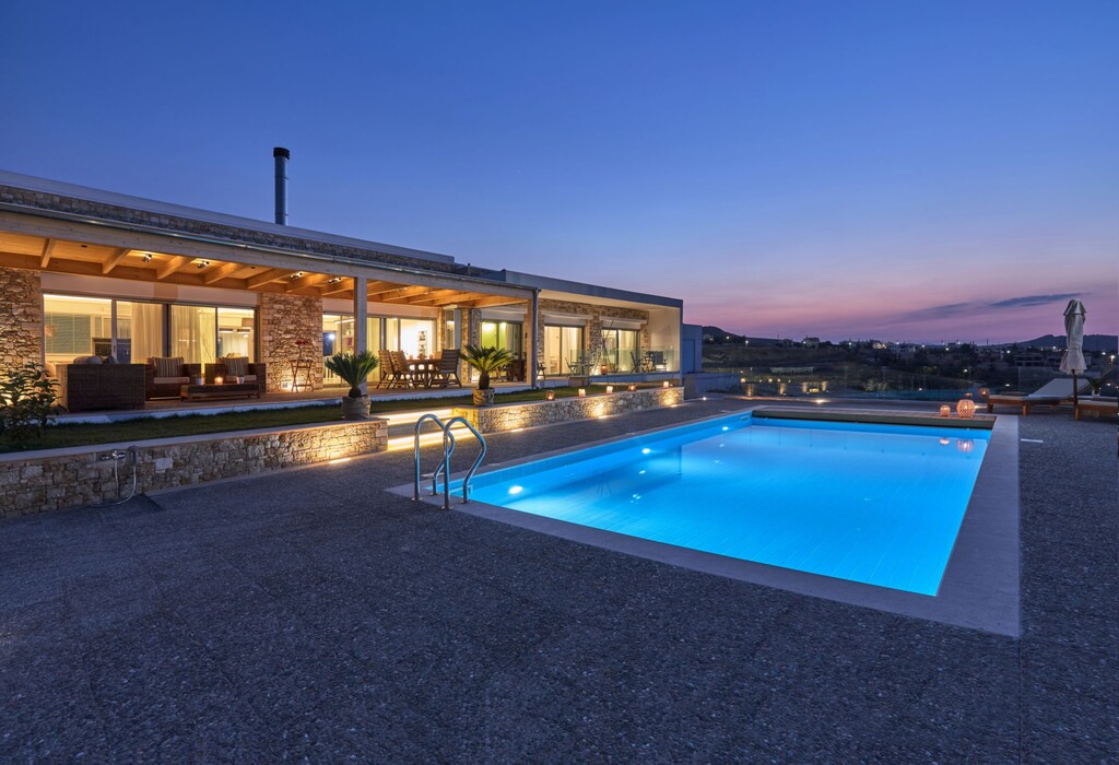 Villa in Gouves, Heraklion Prefecture, Greece – 49030