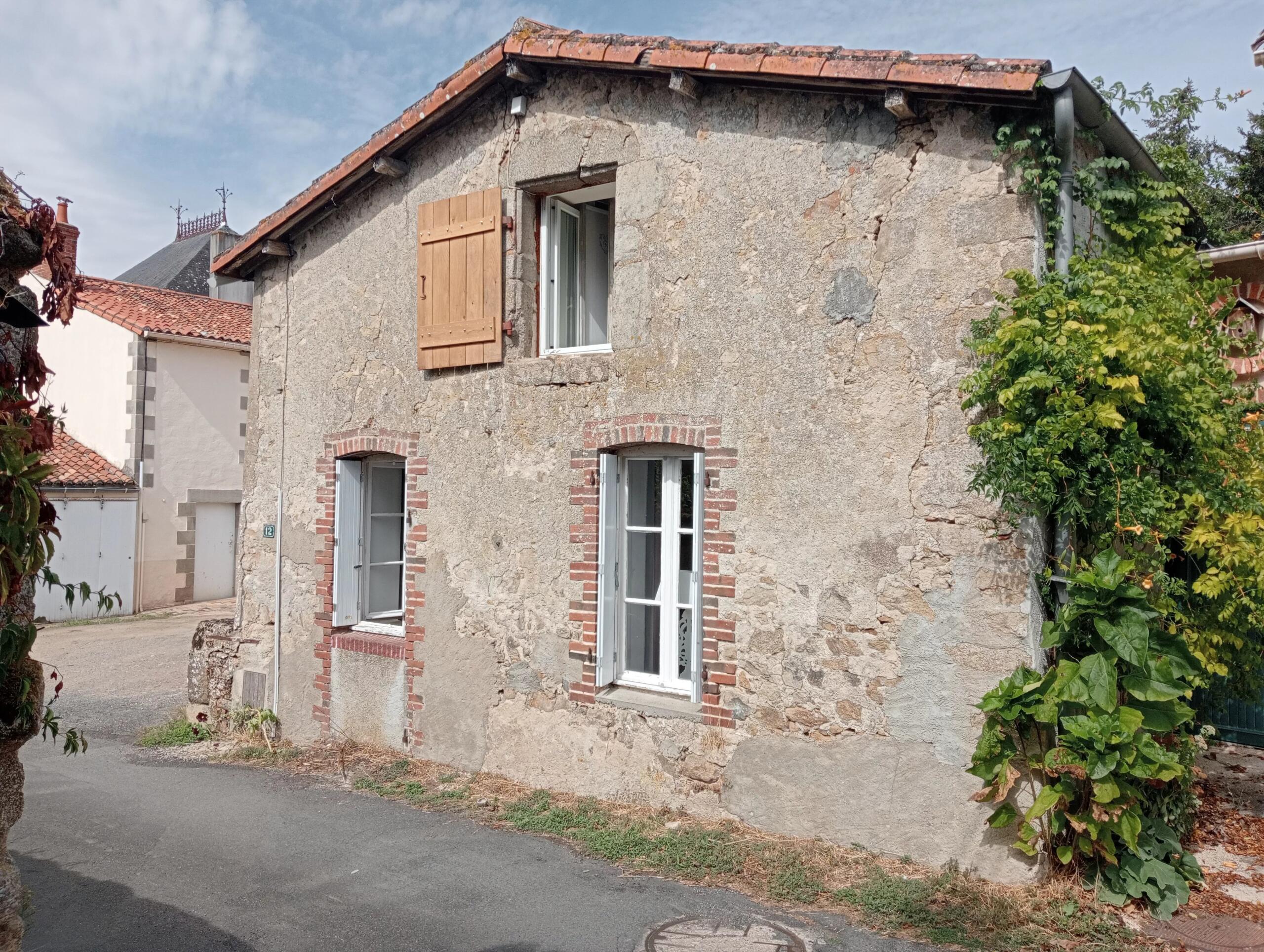 Charming character house, Poitou-Charentes – France – BVI87105