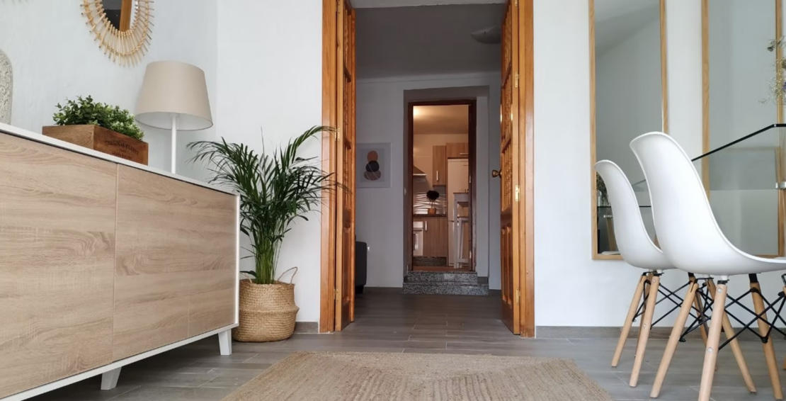 Beautiful 4 Bedroom House With Tourist License Zuheros – Andalucía €150,000 – RENT TO BUY€1,250 PM