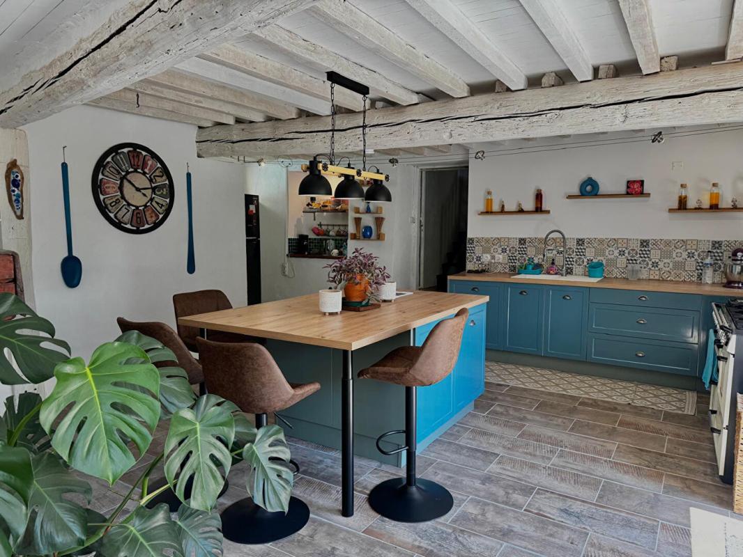 5 bedroom maison in Sainte Colombe Sur L Hers, Aude, France