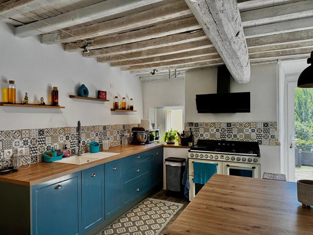 5 bedroom maison in Sainte Colombe Sur L Hers, Aude, France