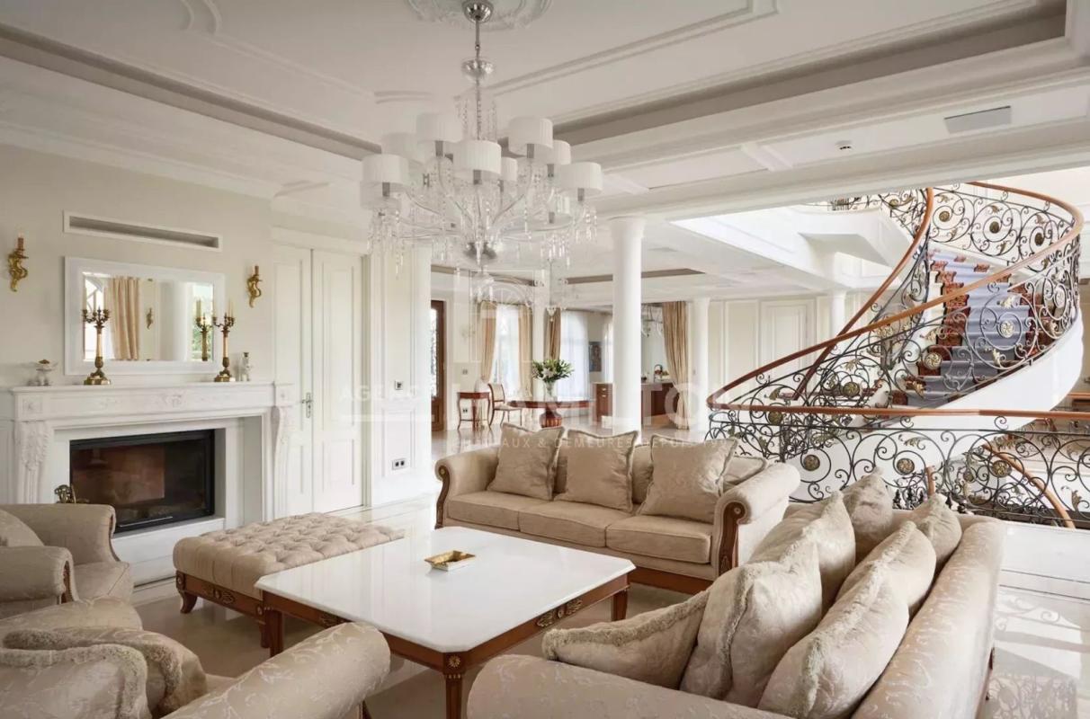 8 bedroom villa in Vallauris, Alpes-Maritimes, France